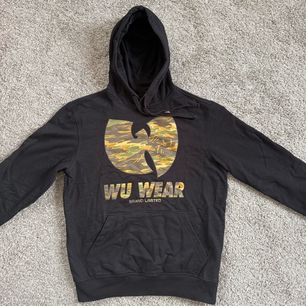 🔴Wu-Wear Hoodie Size Small Wu-Tang Black Camo Sweater Killarmy